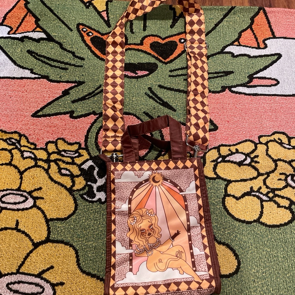 Valfre Leo zodiac crossbody bag